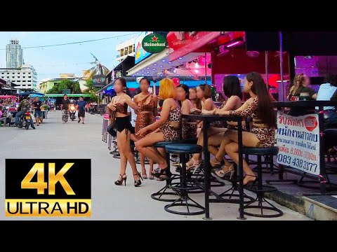 Pattaya 4K Walk Soi Honey, TREE TOWN, Soi BuaKhao, Beach Road. Oct 2022.