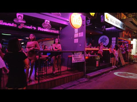 Pattaya Soi Buakhao Raw Night So Much Girls Bars Soi LK Agogos Tree Town 30 March 2022, Thailand 4K